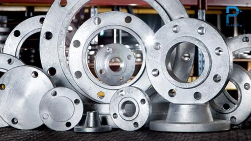 Giá mặt bích thép thay đổi theo các thiết kế bích khác nhau